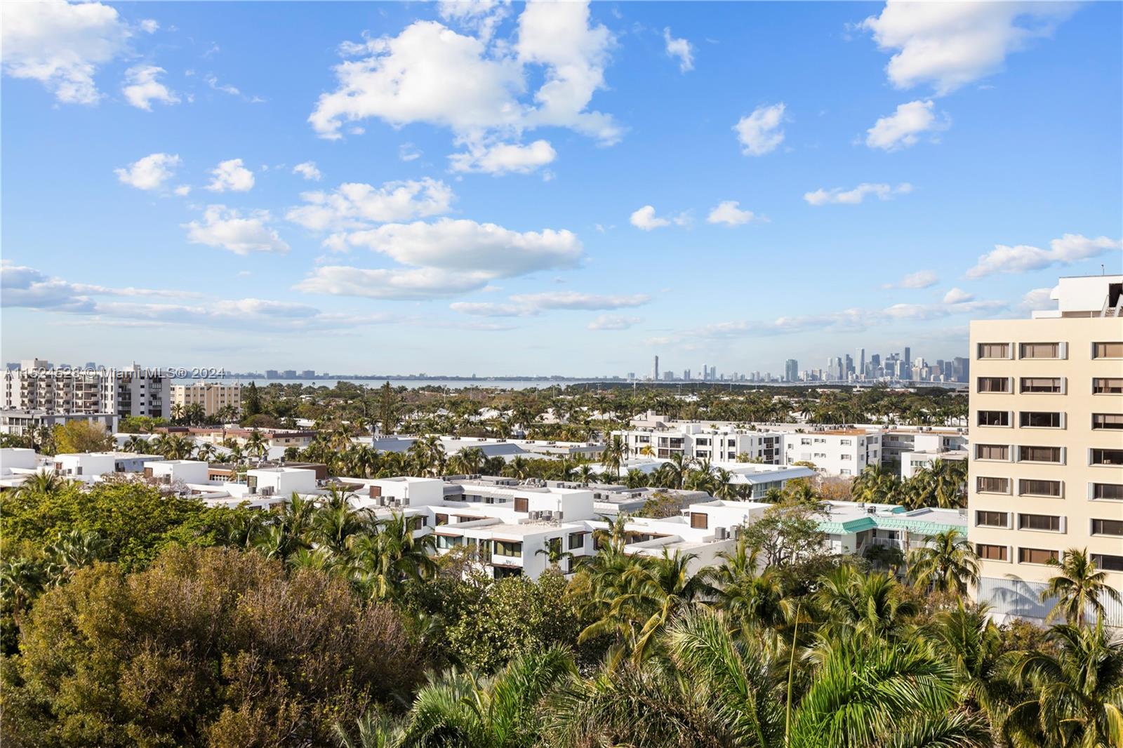 781 Crandon Blvd Unit: 805