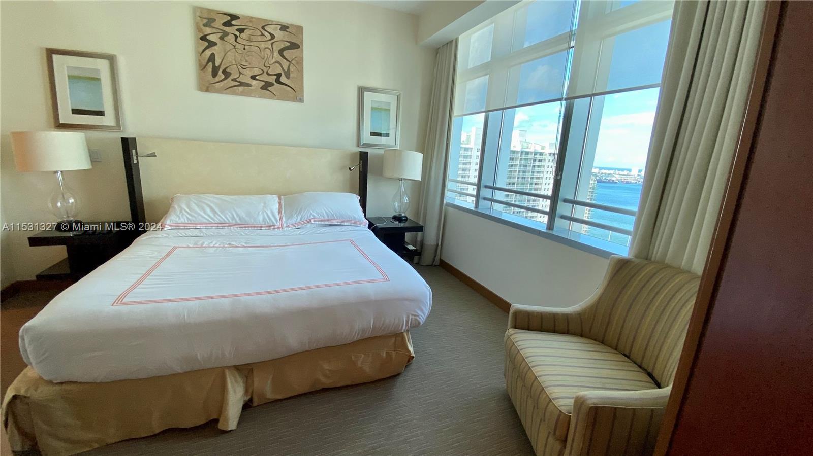 1395 Brickell Ave # 2912