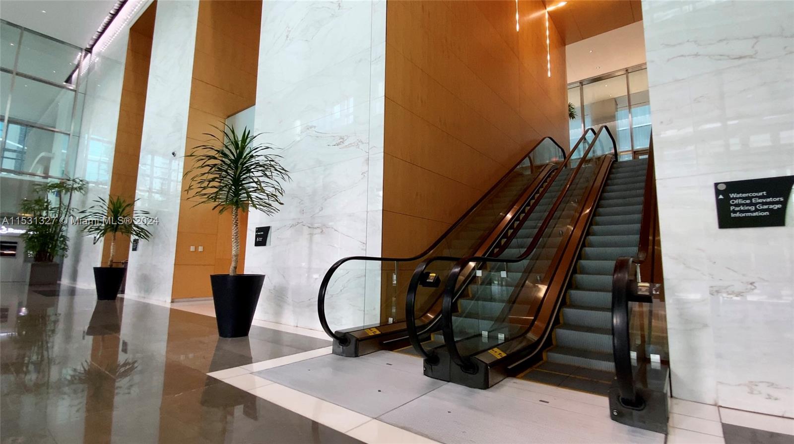 1395 Brickell Ave # 2912