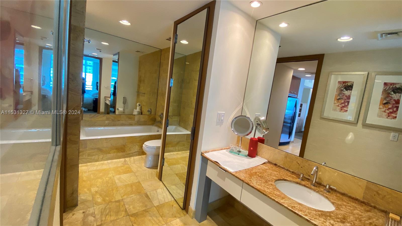 1395 Brickell Ave # 2912