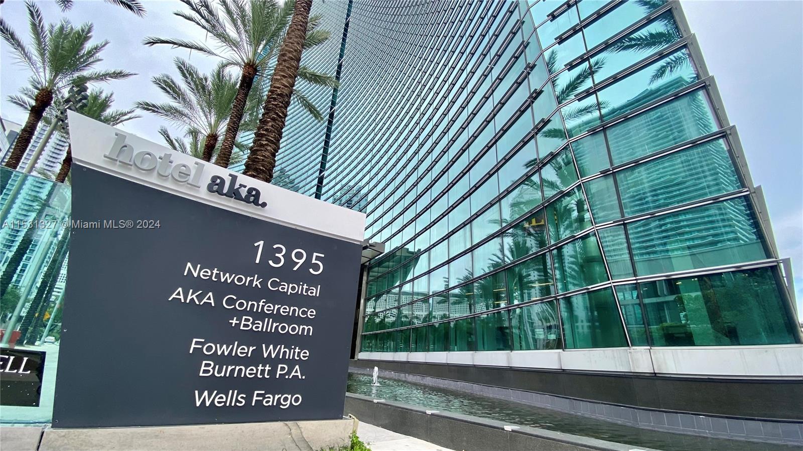1395 Brickell Ave # 2912