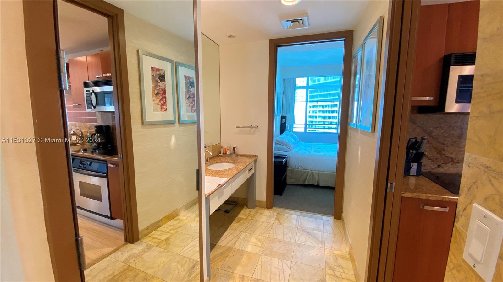 1395 Brickell Ave # 2912