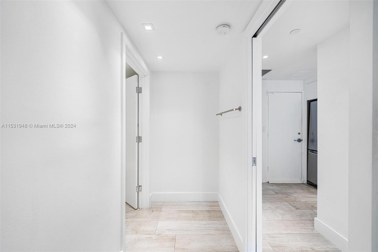 1000 West Ave # 922