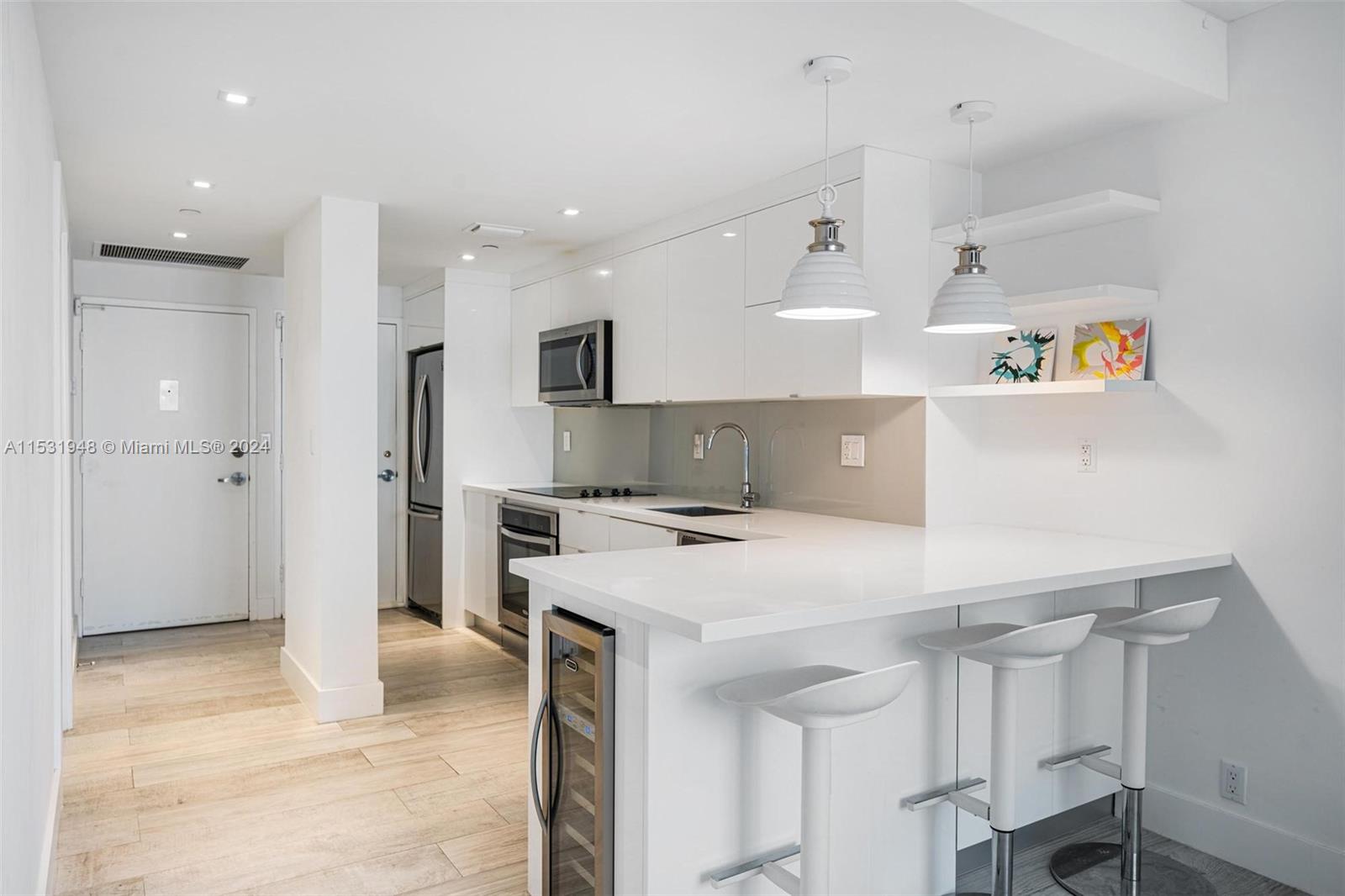 1000 West Ave # 922