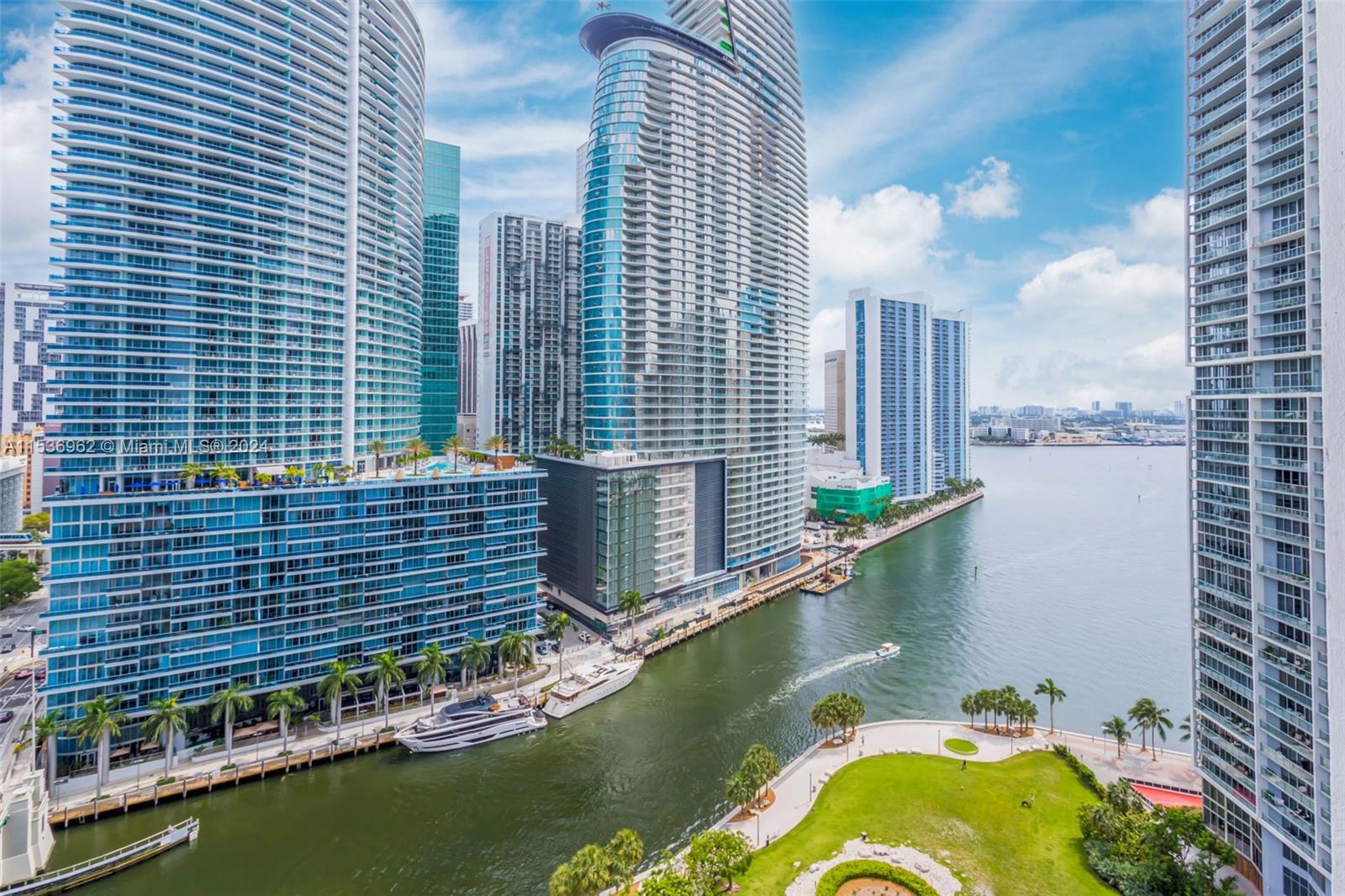485 Brickell Ave # 2103
