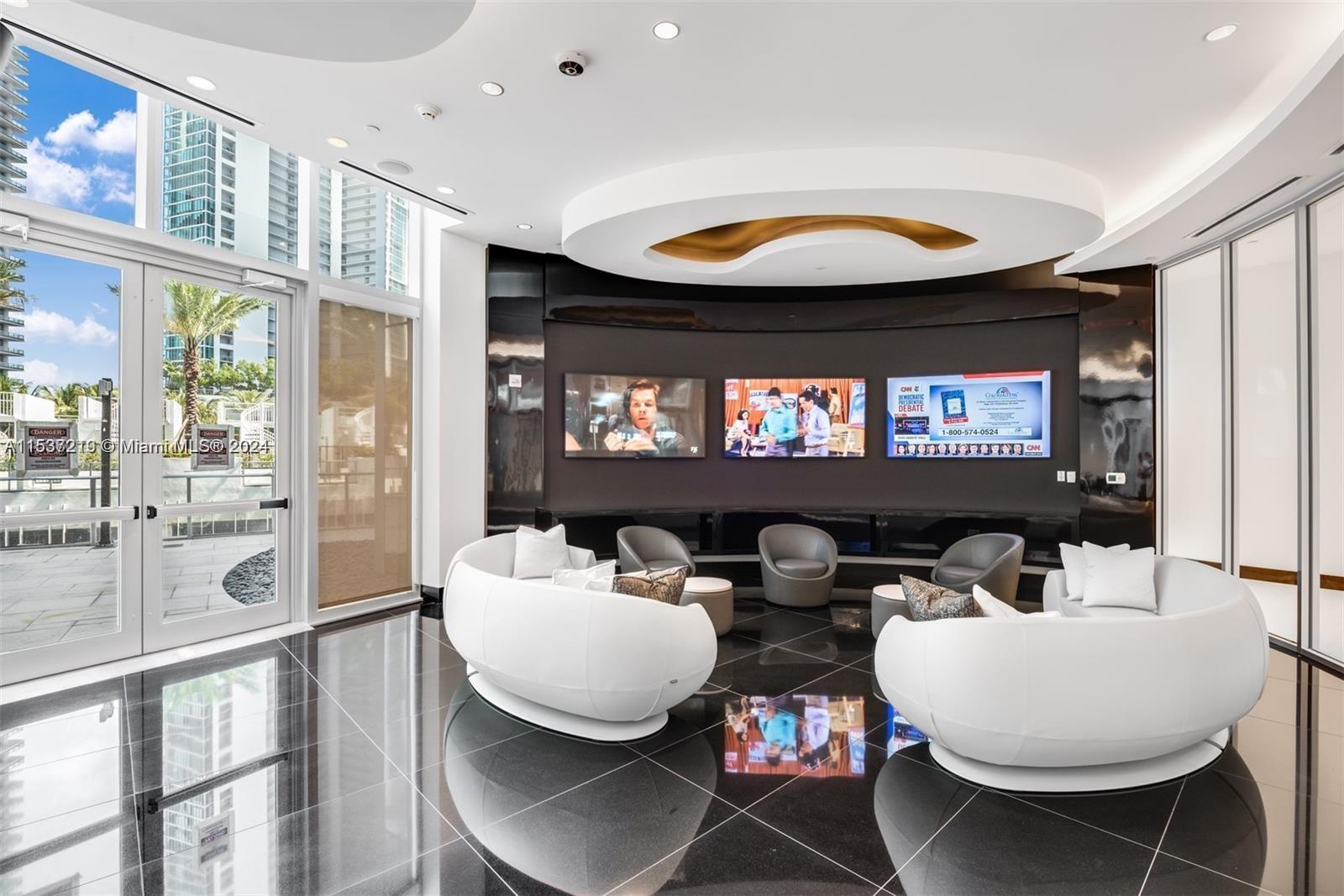 851 NE 1st Ave # 2505