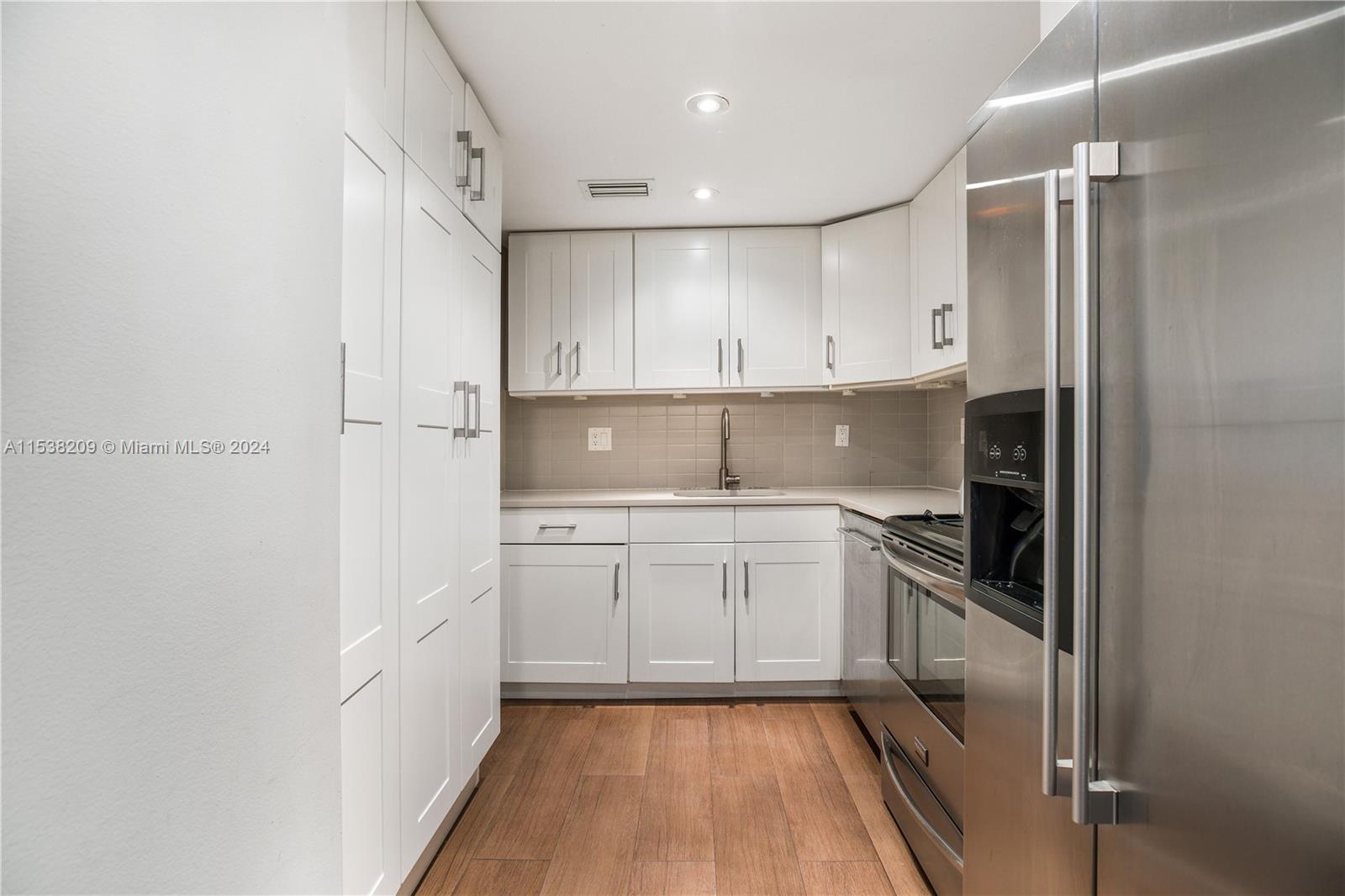 145 SE 25th Rd # 501