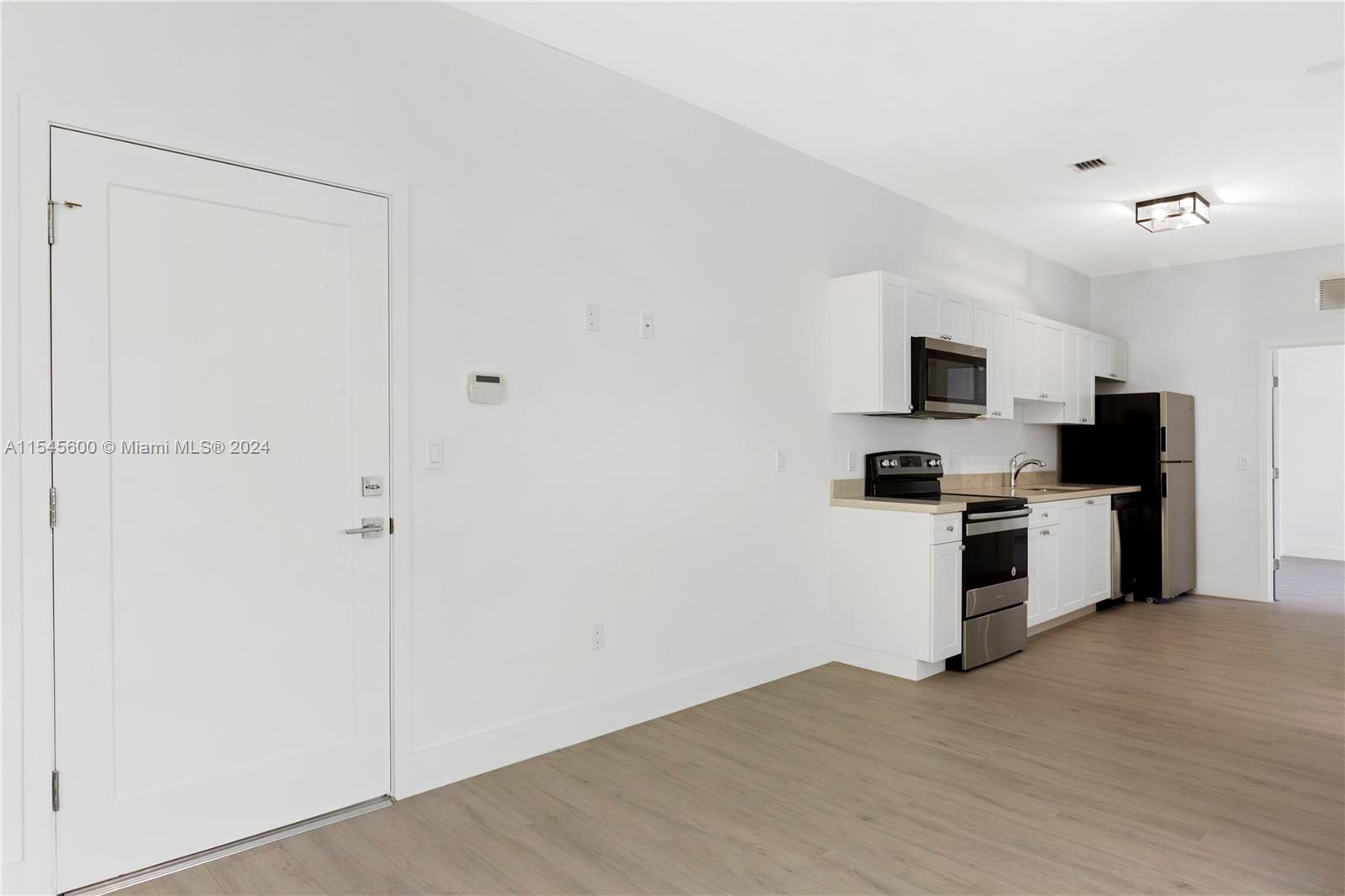 624 Santander Ave # 2