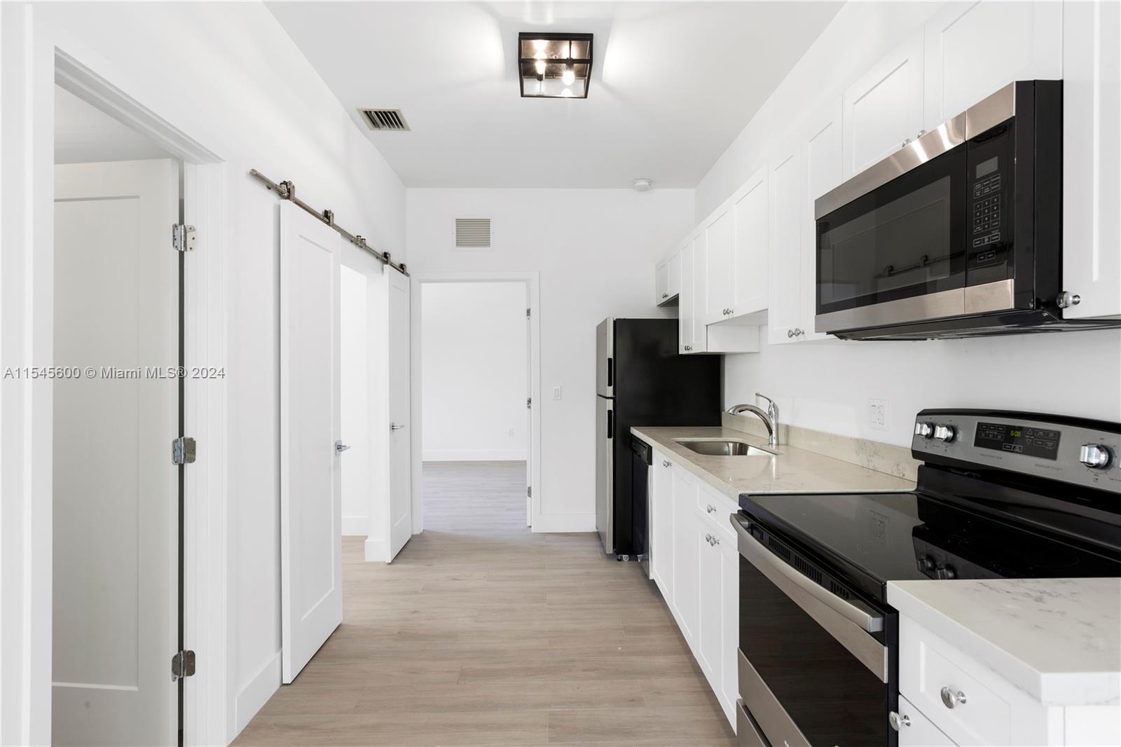 624 Santander Ave # 2