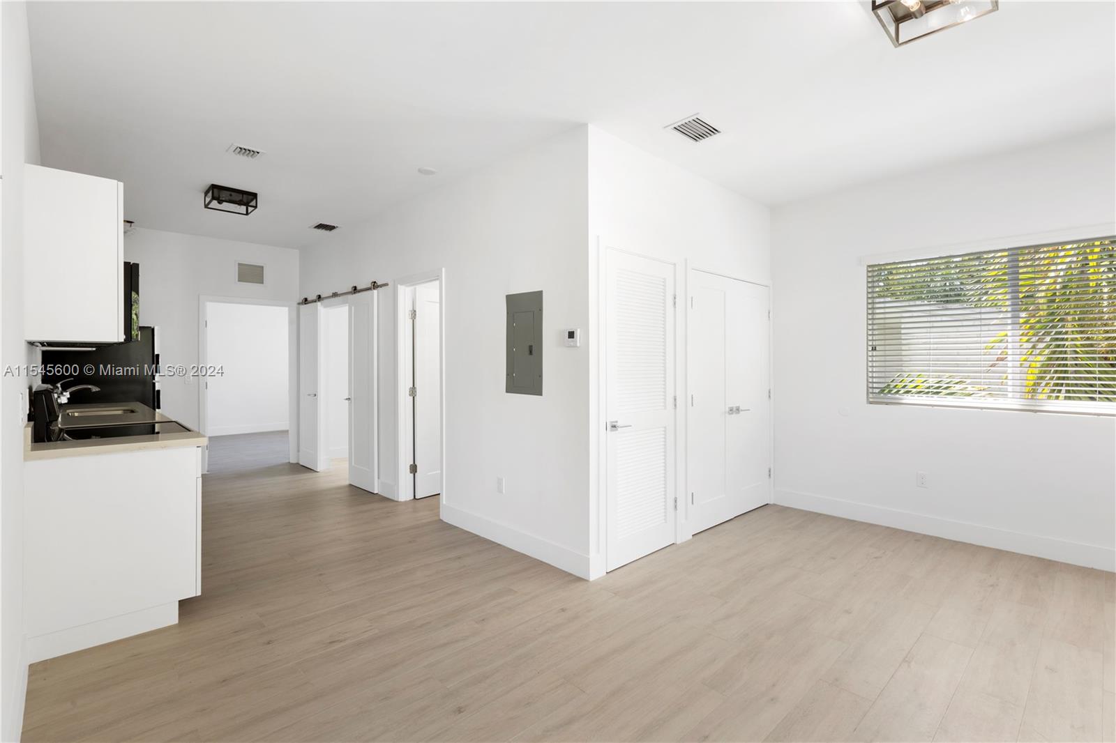 624 Santander Ave # 2