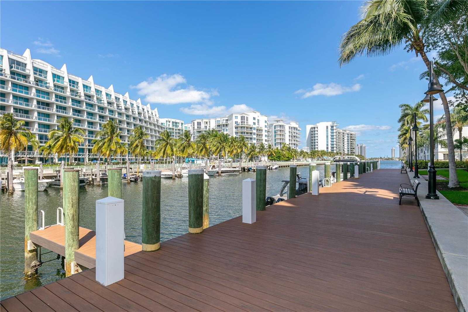 3001 NE 185th St # 317