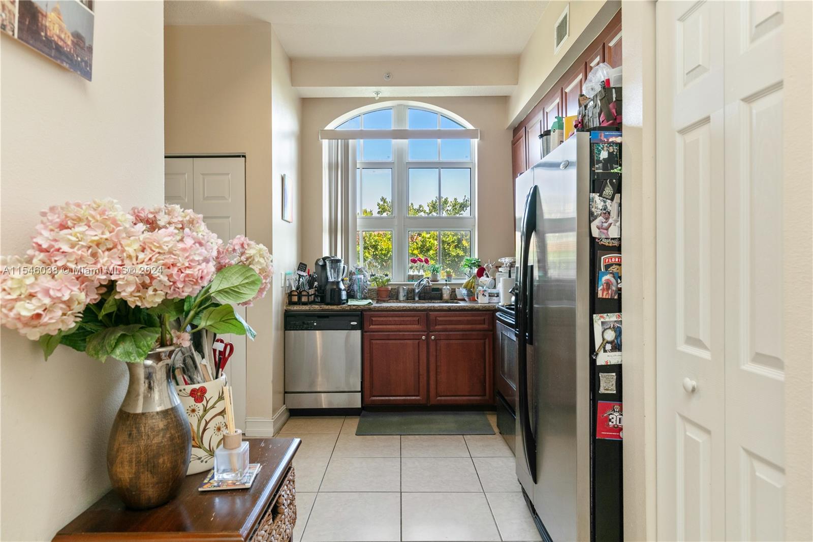 3001 NE 185th St # 317