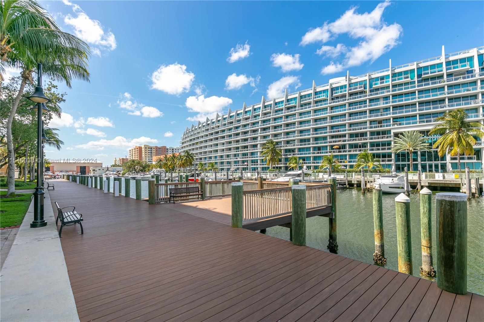 3001 NE 185th St # 317