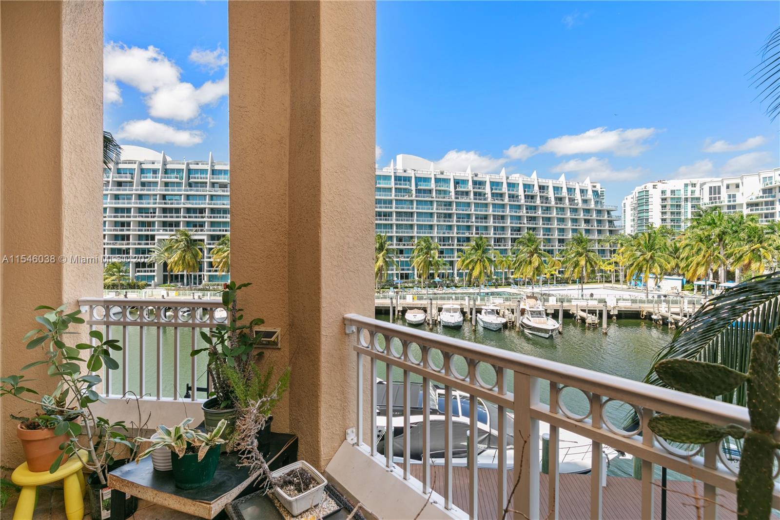 3001 NE 185th St # 317