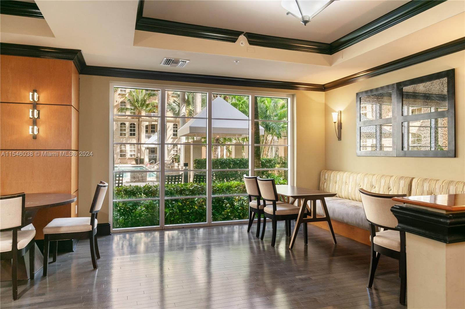 3001 NE 185th St # 317