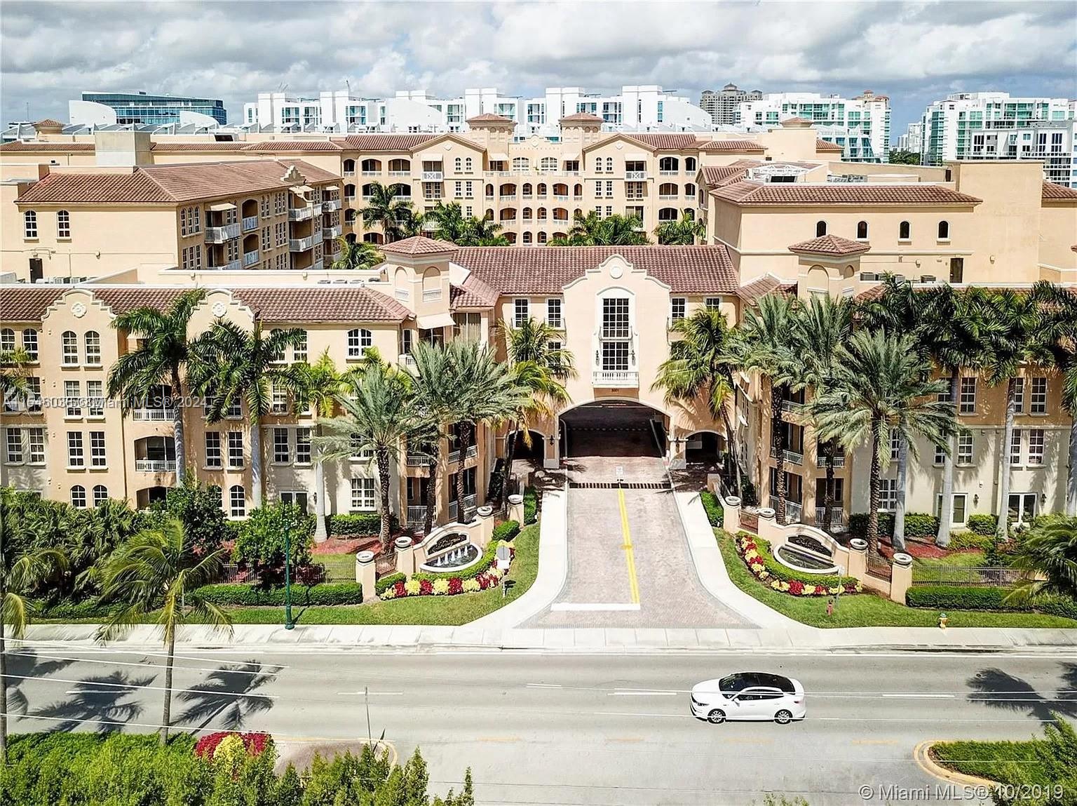 3001 NE 185th St # 317