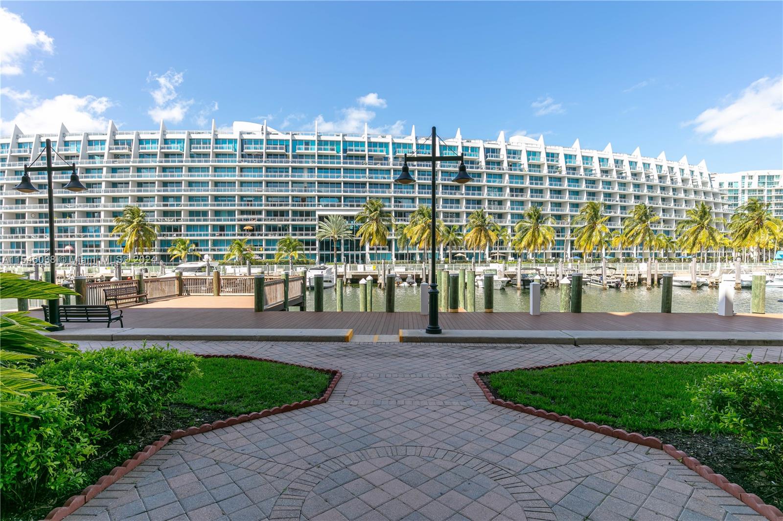 3001 NE 185th St # 317