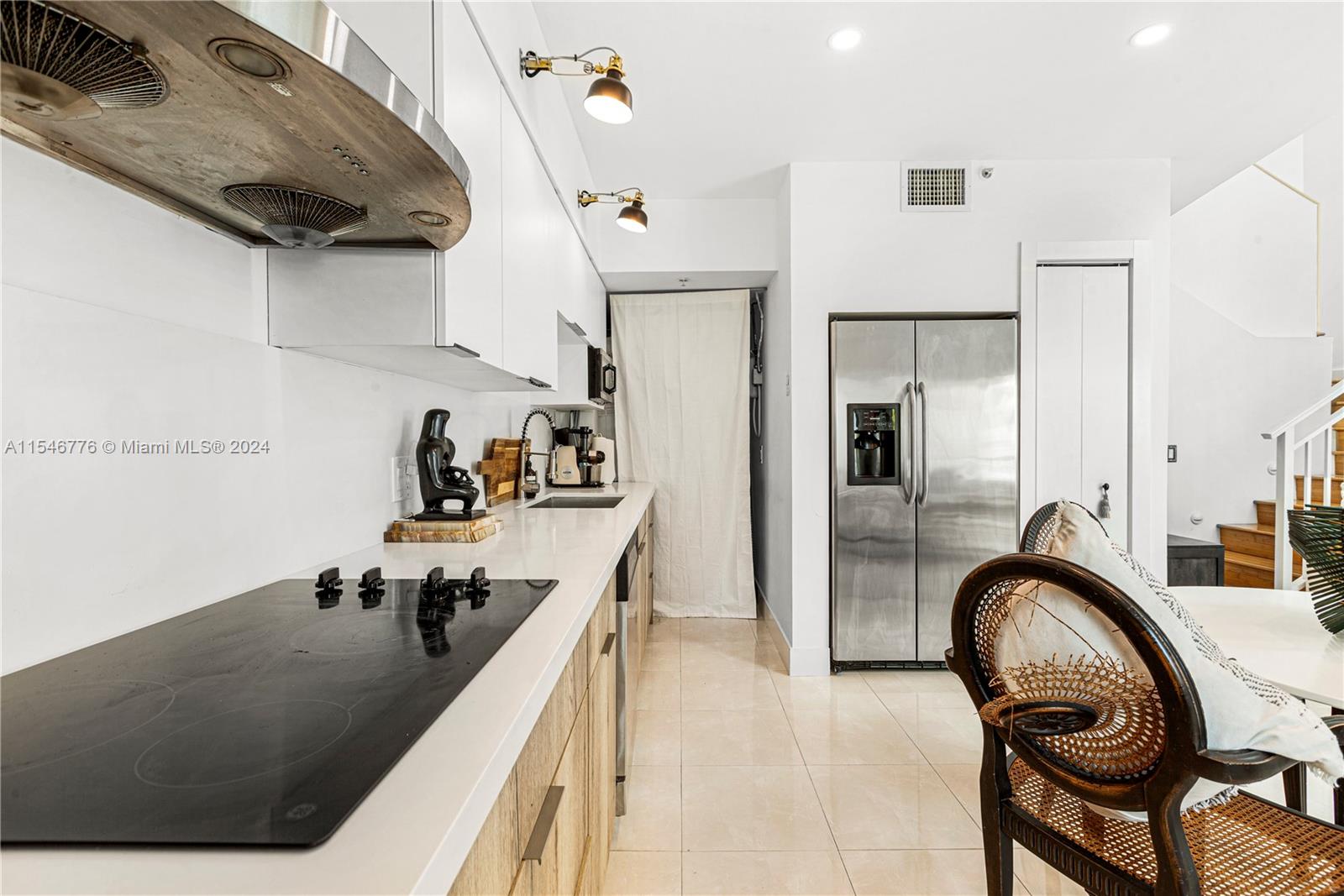 1528 Brickell Ave # 211