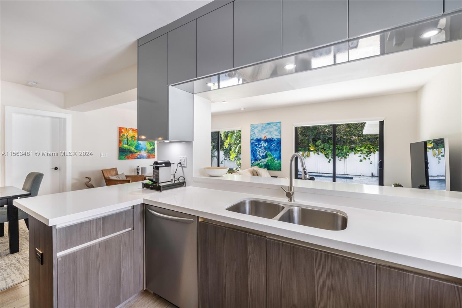 1250 SW 17th Ter
