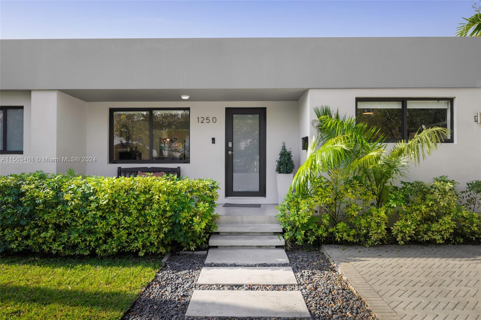 1250 SW 17th Ter