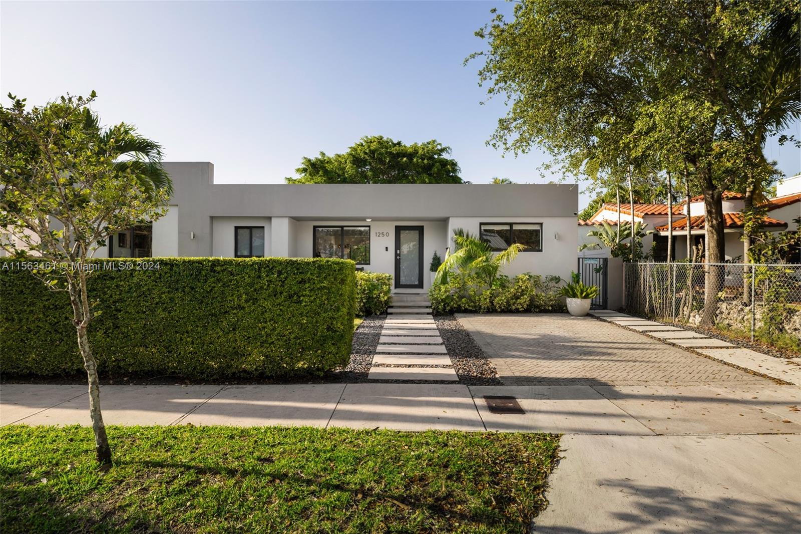 1250 SW 17th Ter