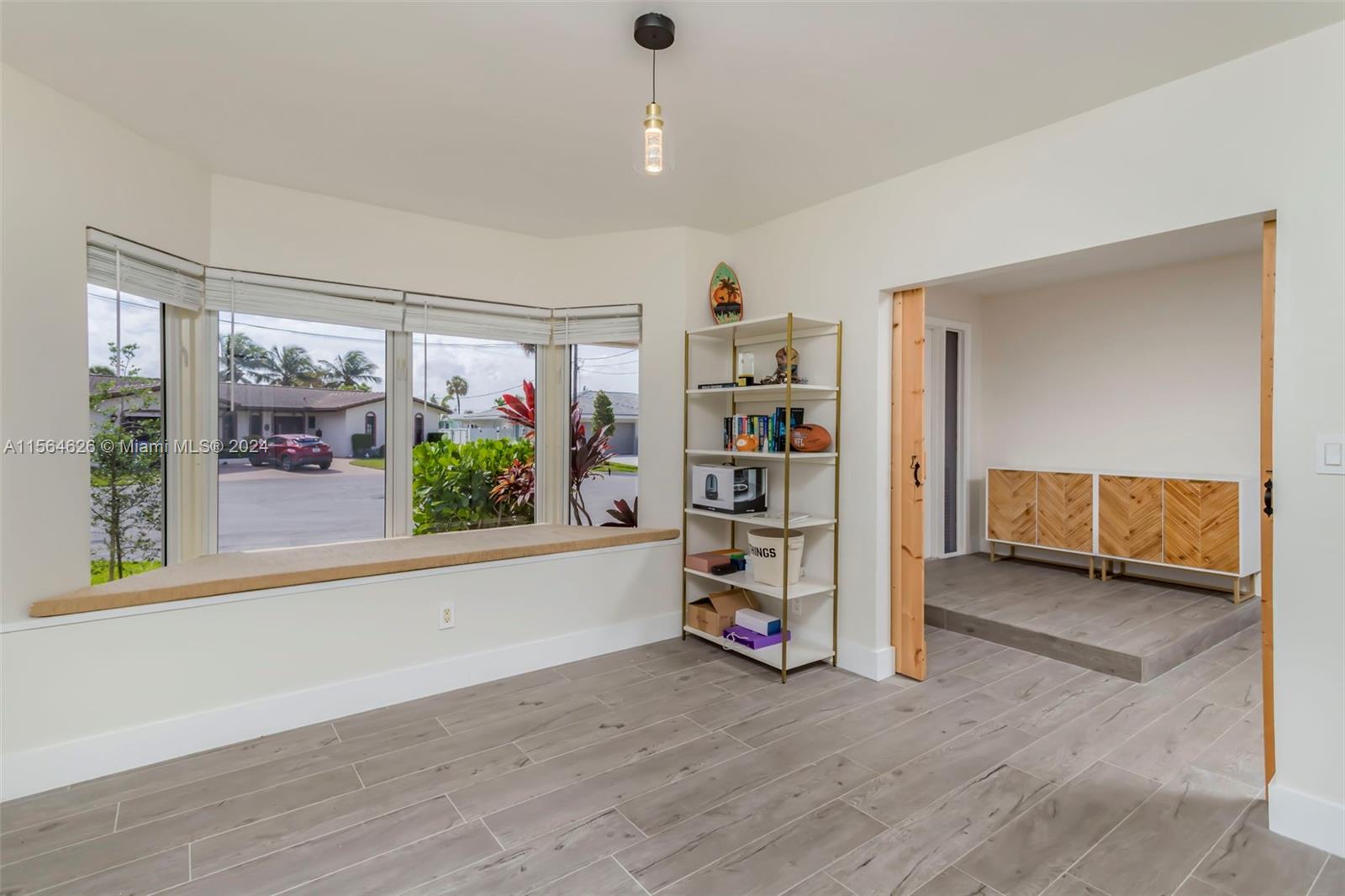 670 SE 7th Ave