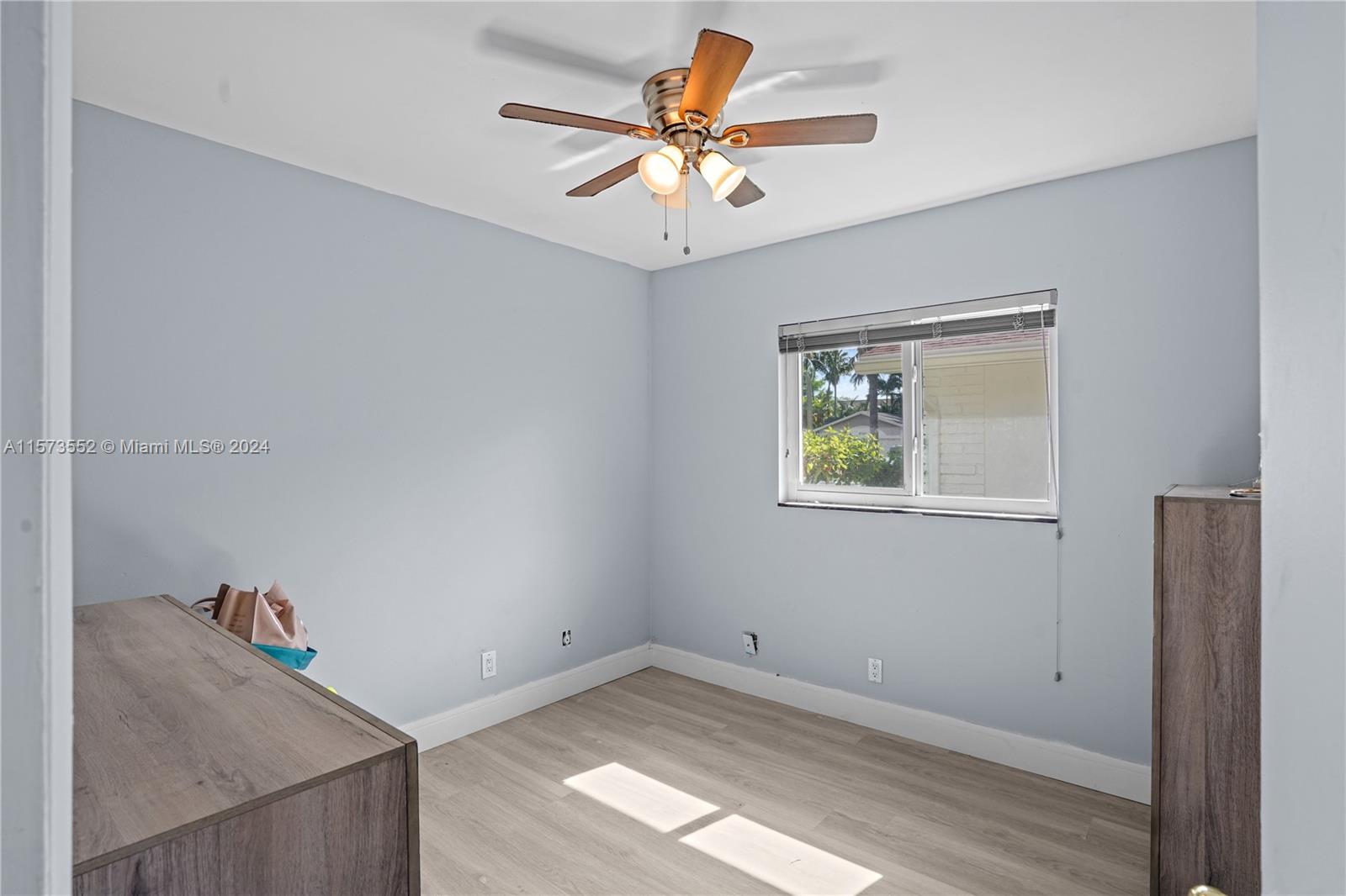 9330 NW 37th Mnr