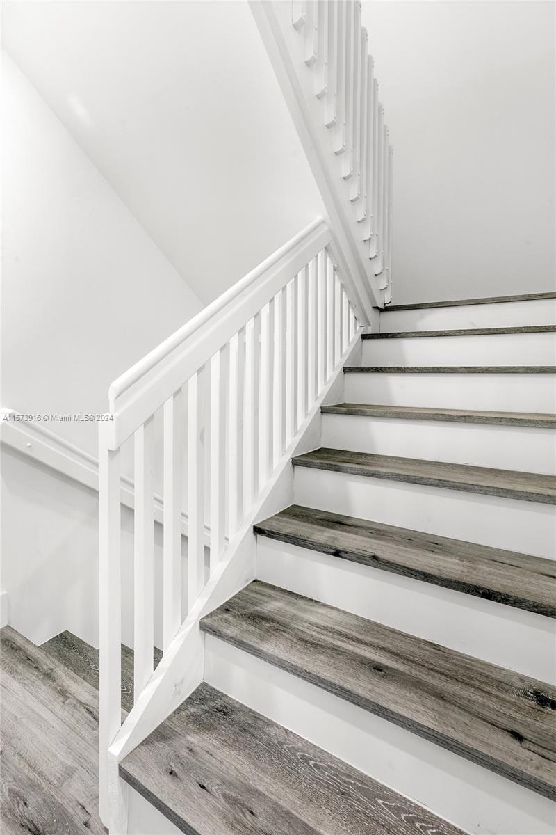 1123 NE 23rd Ter # 1123