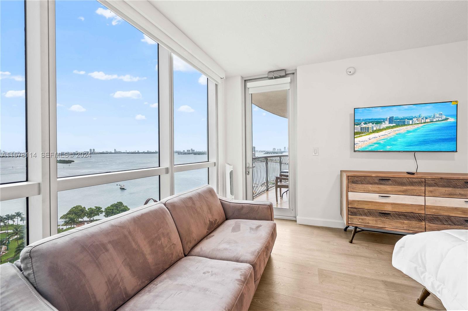 1750 N Bayshore Drive 1801