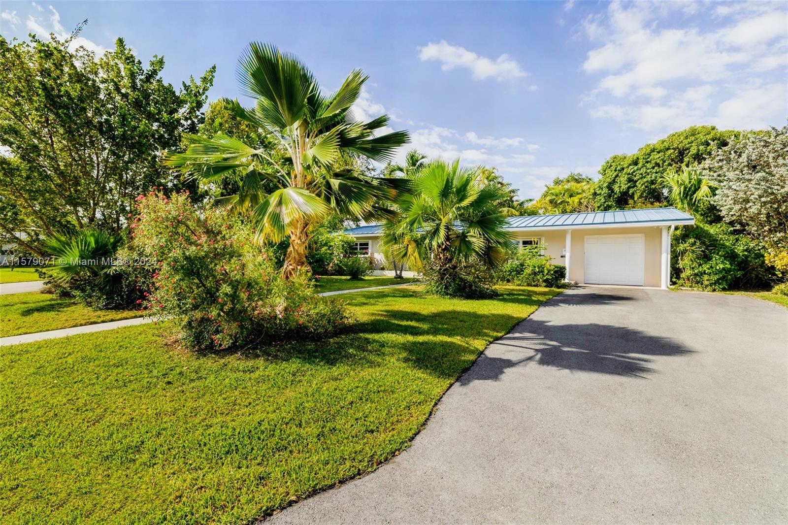 15650 SW 88th Ave