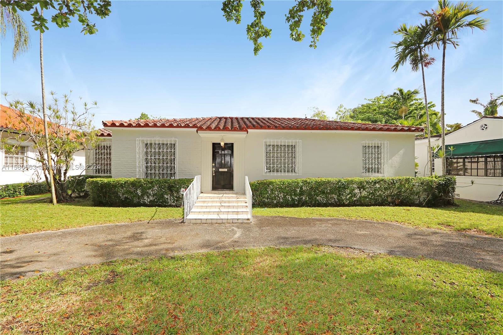 505 Zamora Ave