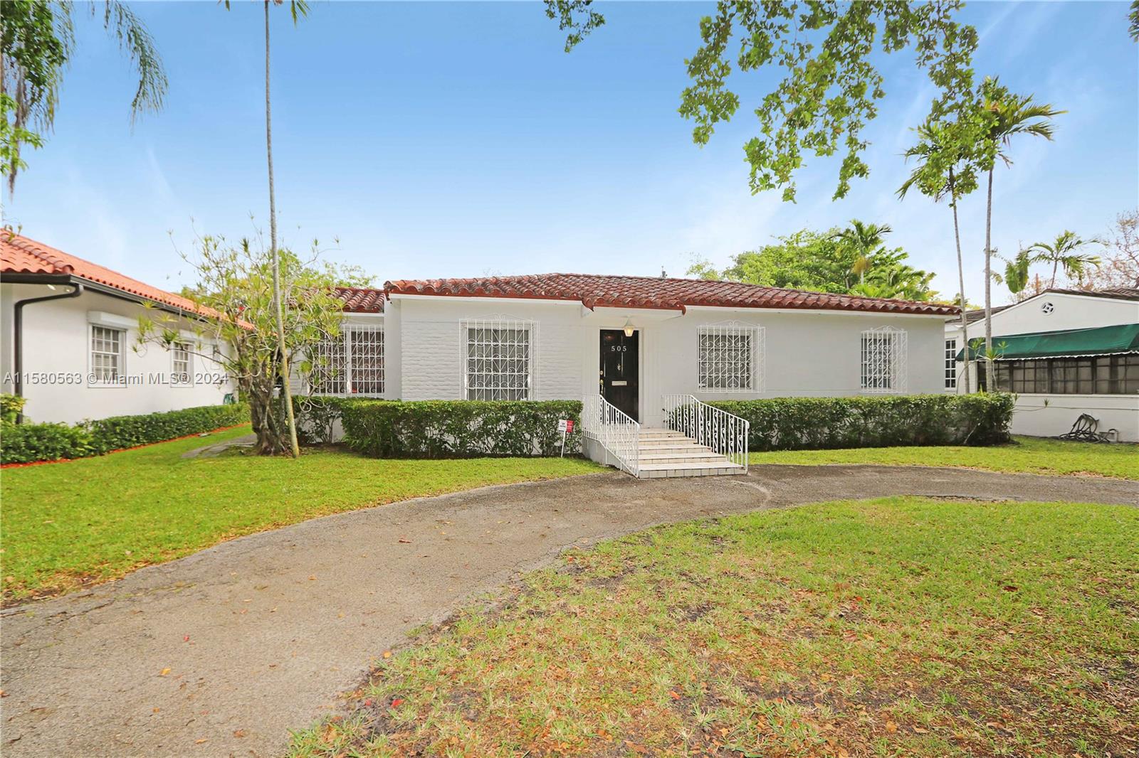 505 Zamora Ave