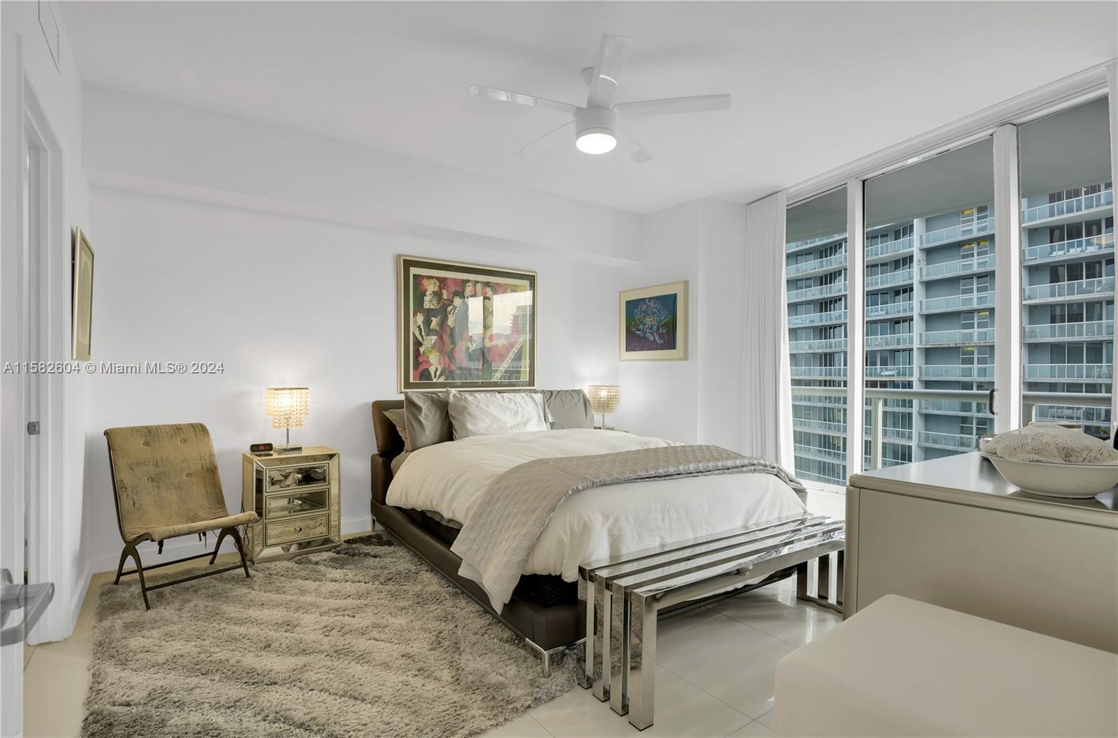 475 Brickell Ave # 4711