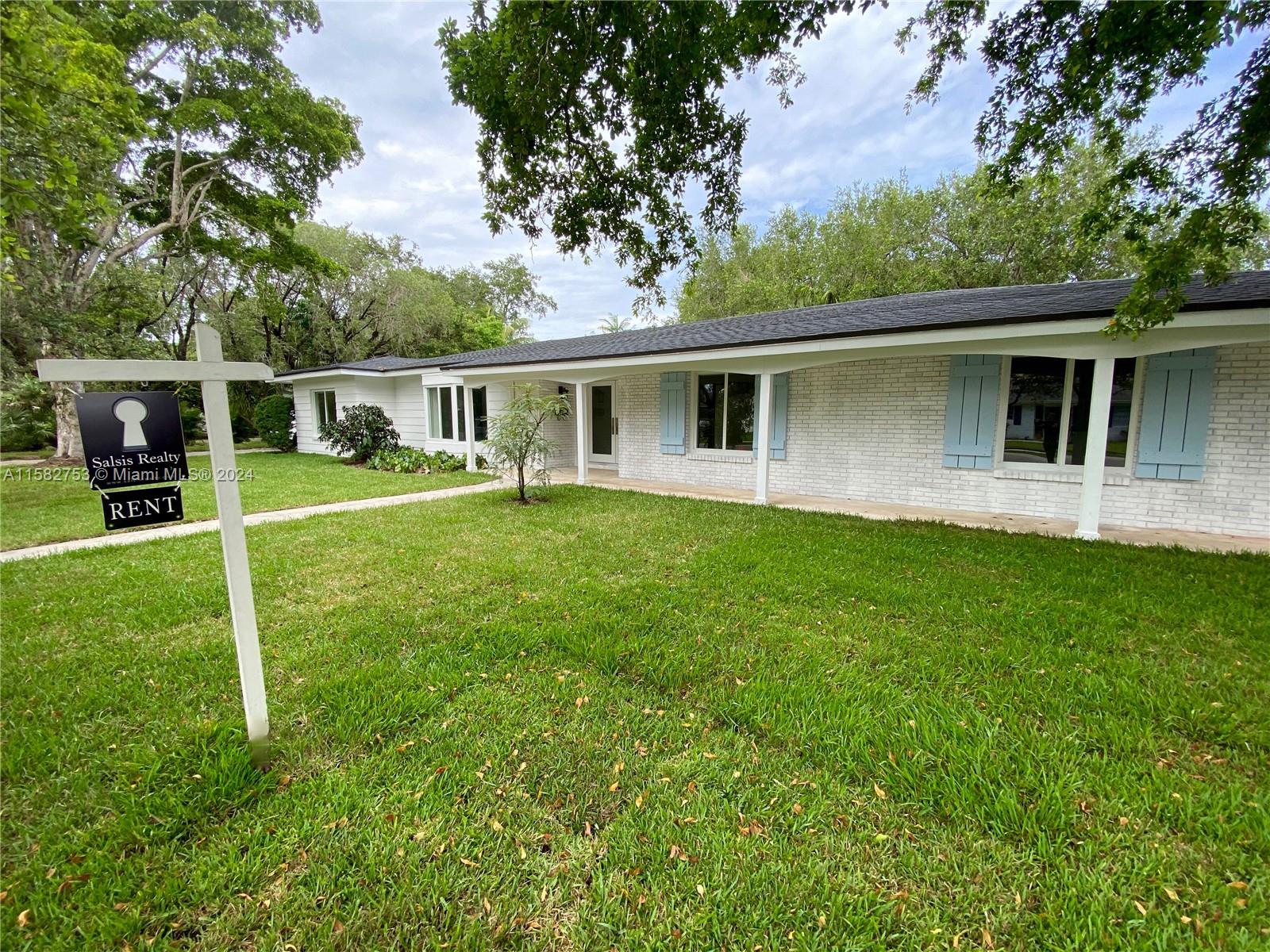 11821 SW 81st Rd