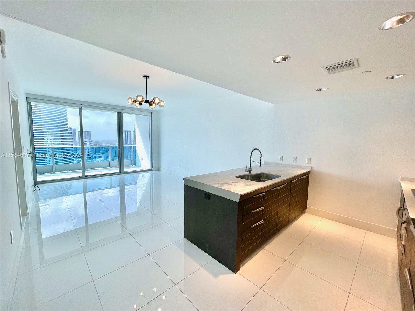 200 Biscayne Boulevard Way # 3614