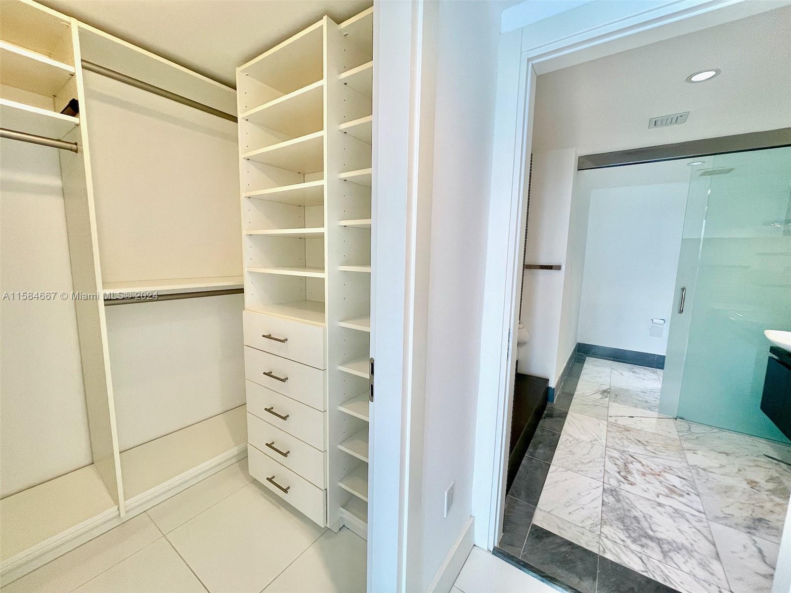 200 Biscayne Boulevard Way # 3614