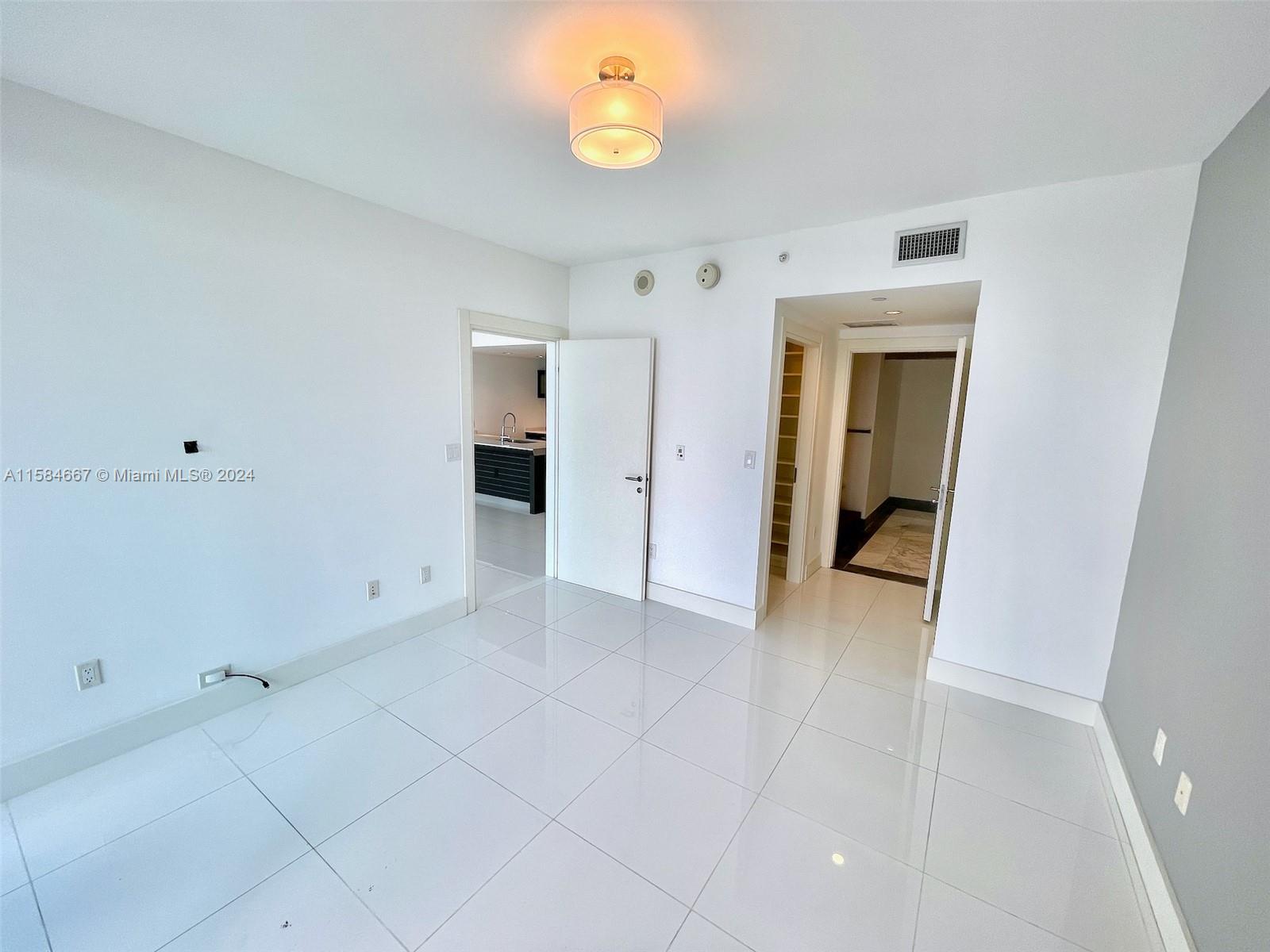 200 Biscayne Boulevard Way # 3614