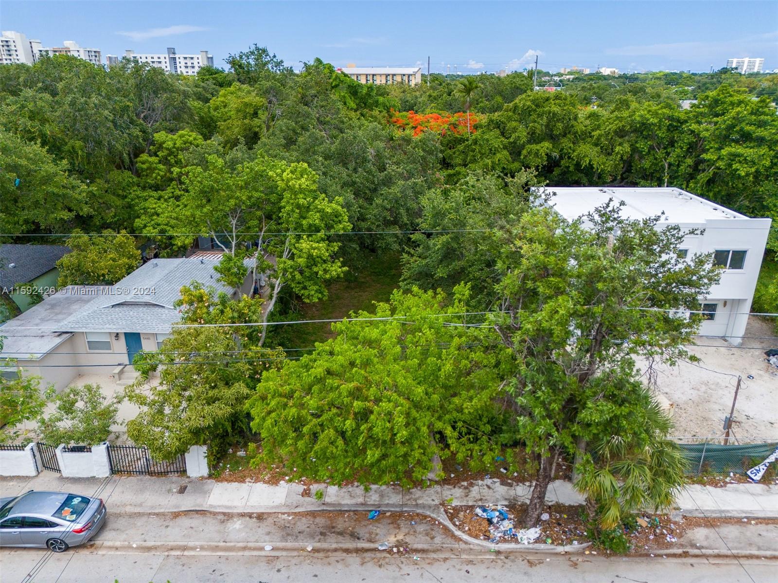5437 NW 5th Ave