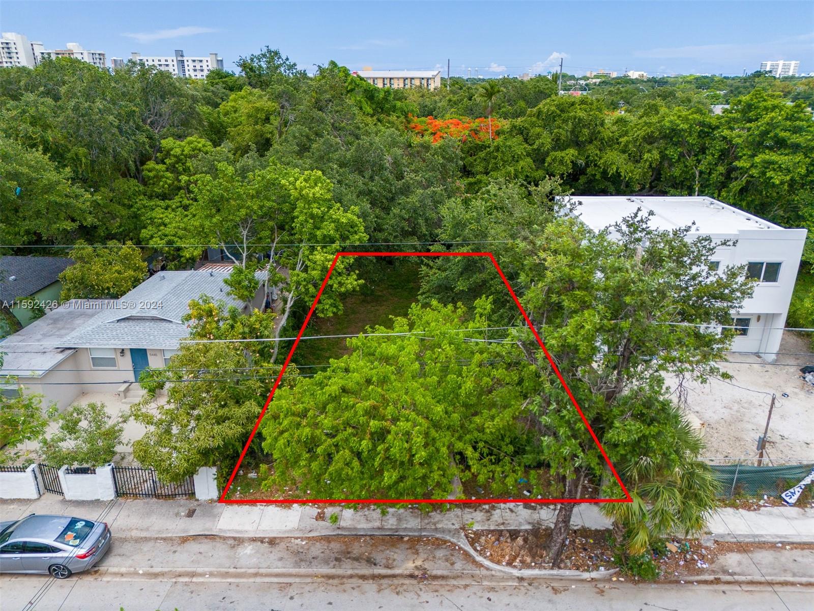 5437 NW 5th Ave