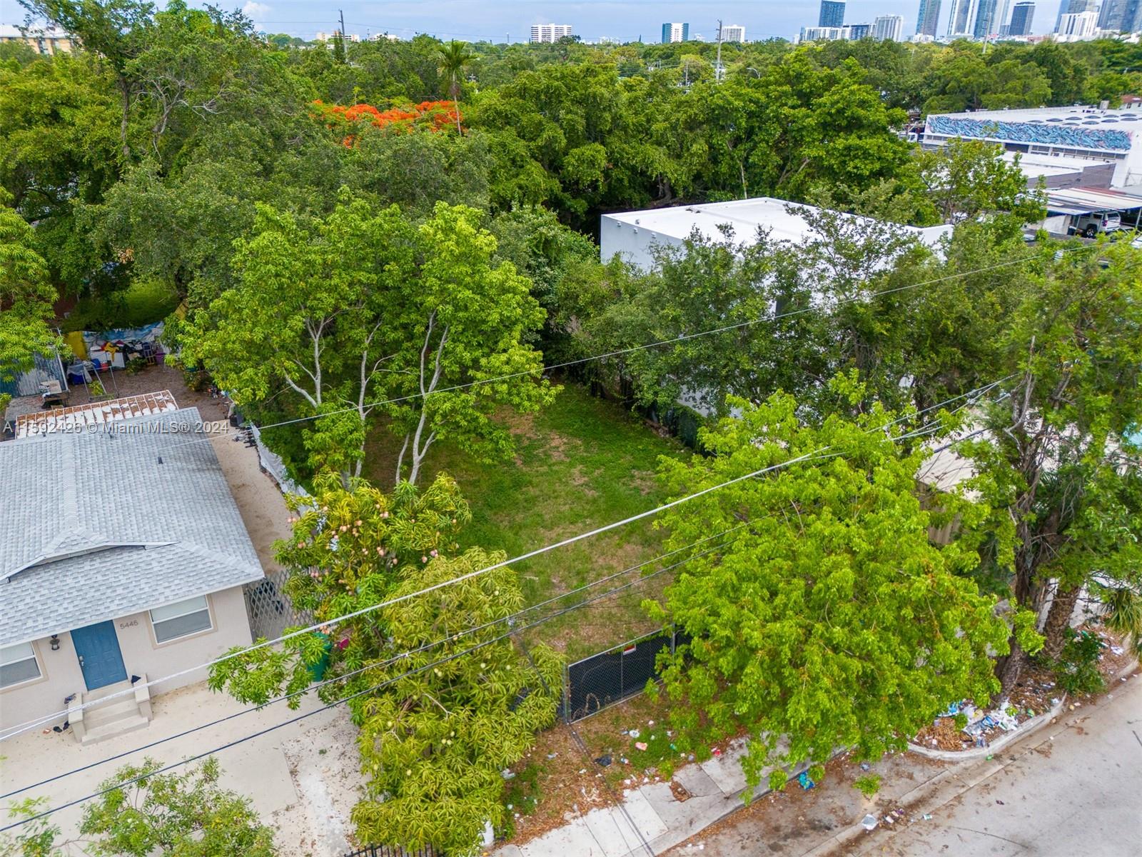 5437 NW 5th Ave