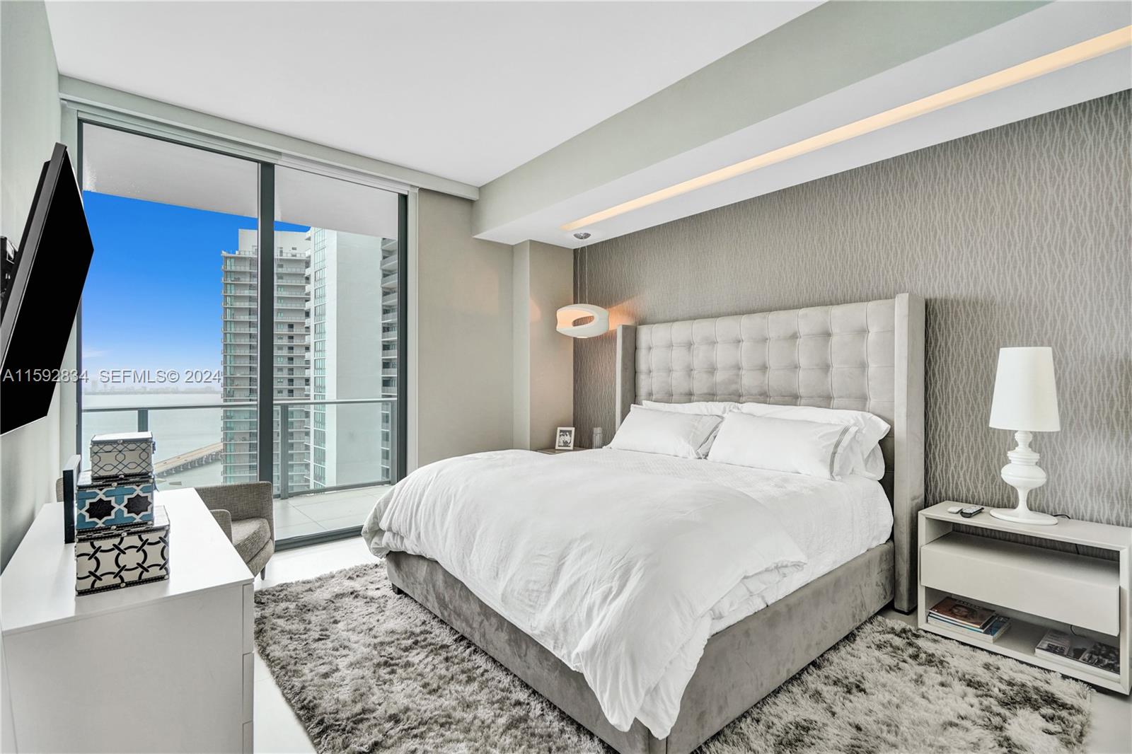 501 NE 31st Street PH4102