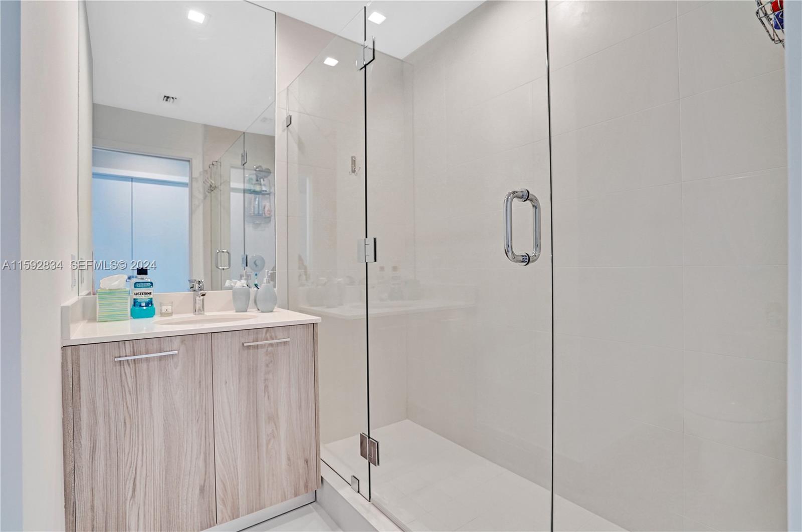 501 NE 31st Street PH4102