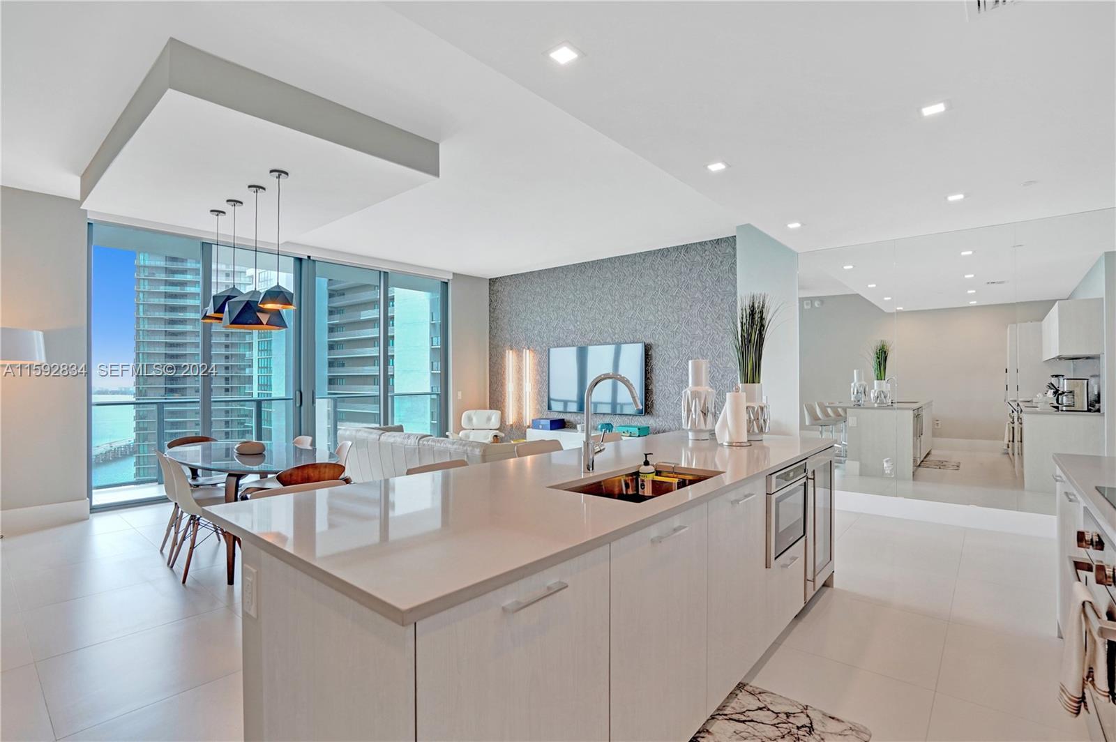 501 NE 31st Street PH4102