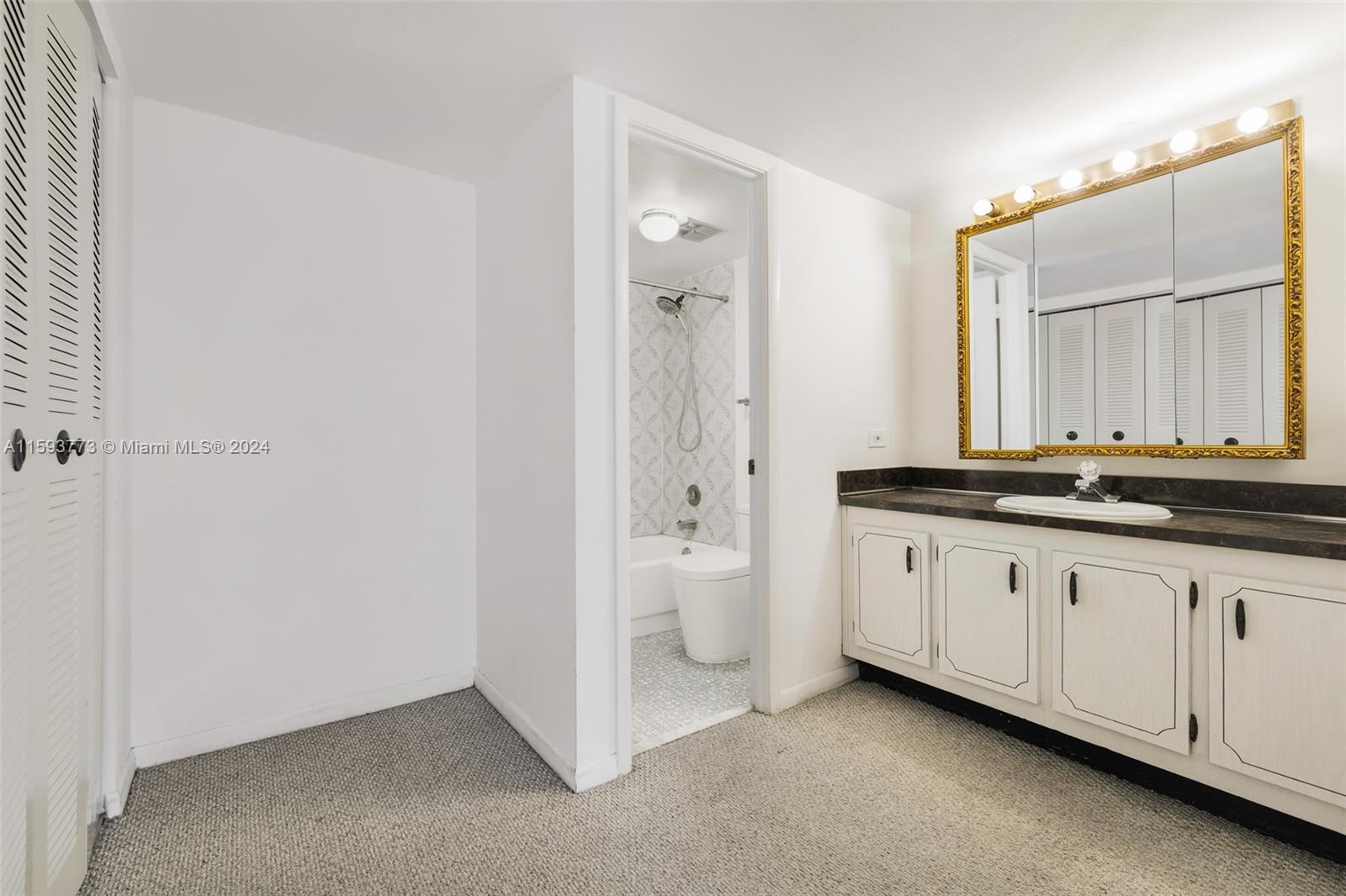 575 Crandon Blvd # 408