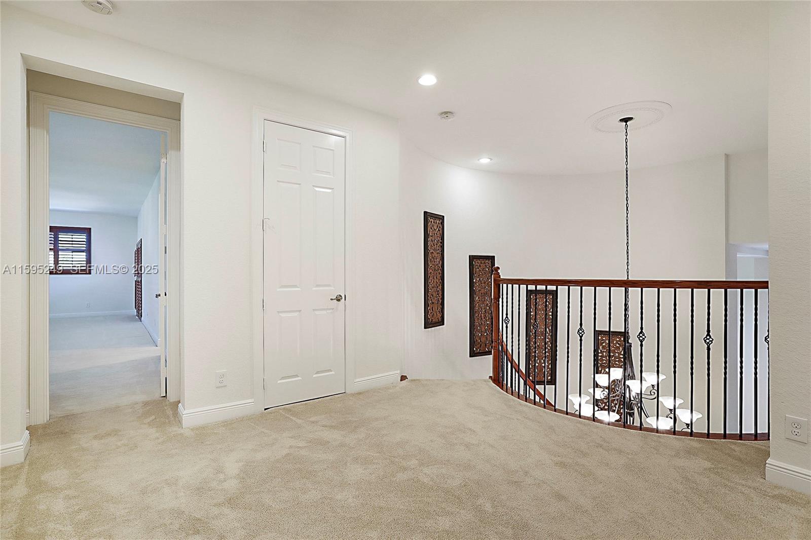 152 Umbrella Place