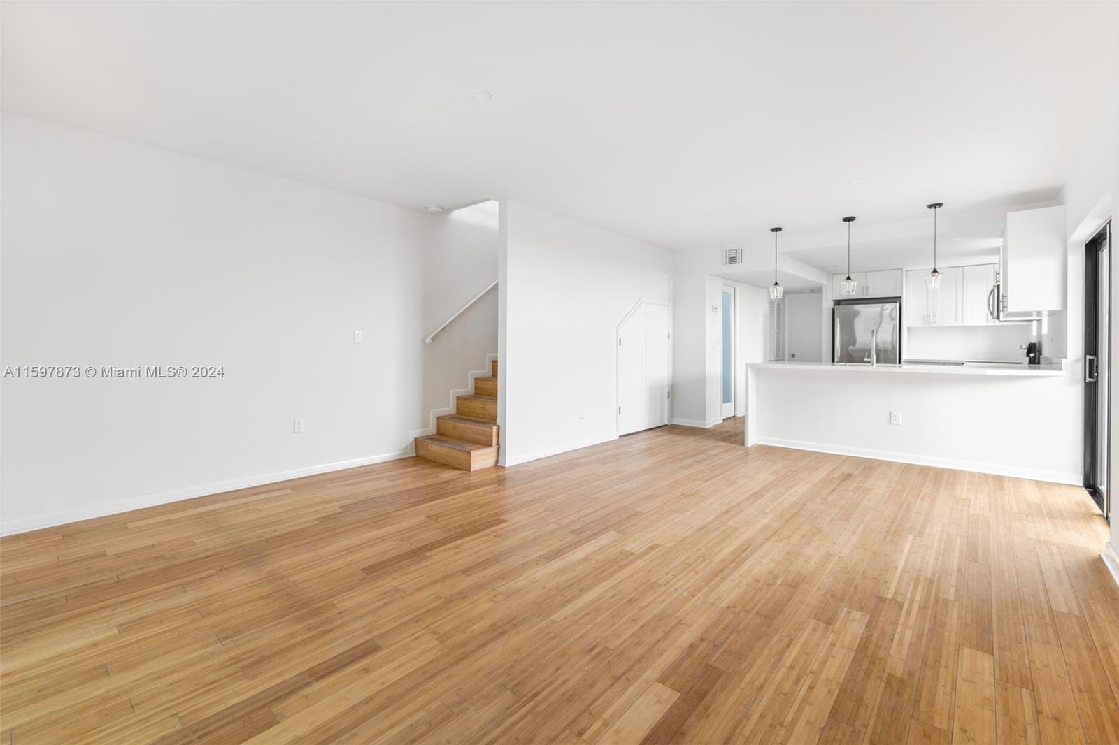 2820 W Trade Ave # 2820