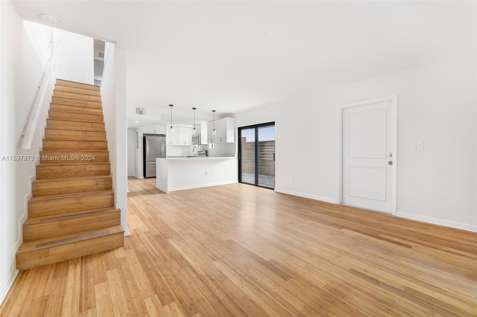 2820 W Trade Ave # 2820