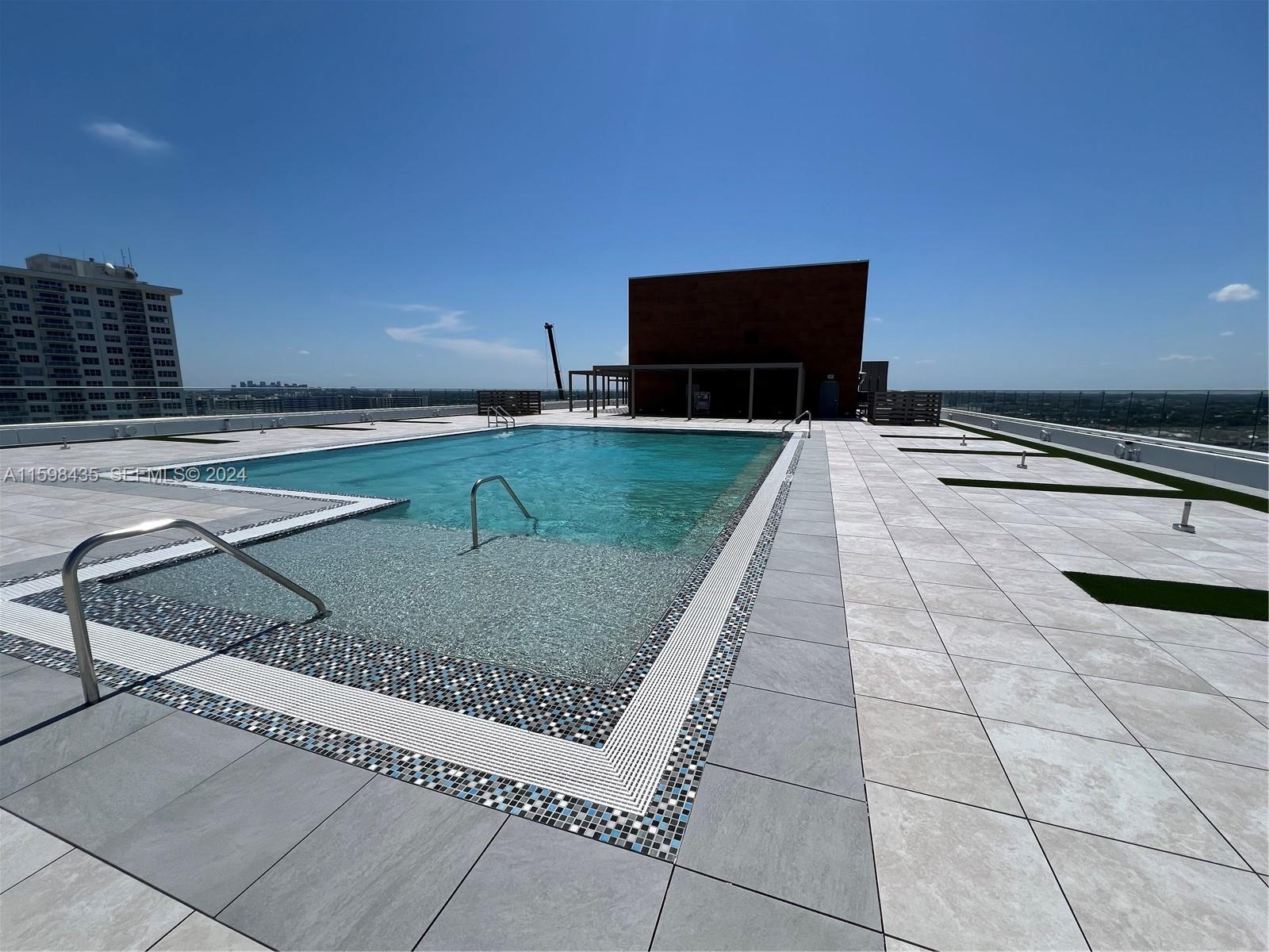 4020 Galt Ocean Drive 206