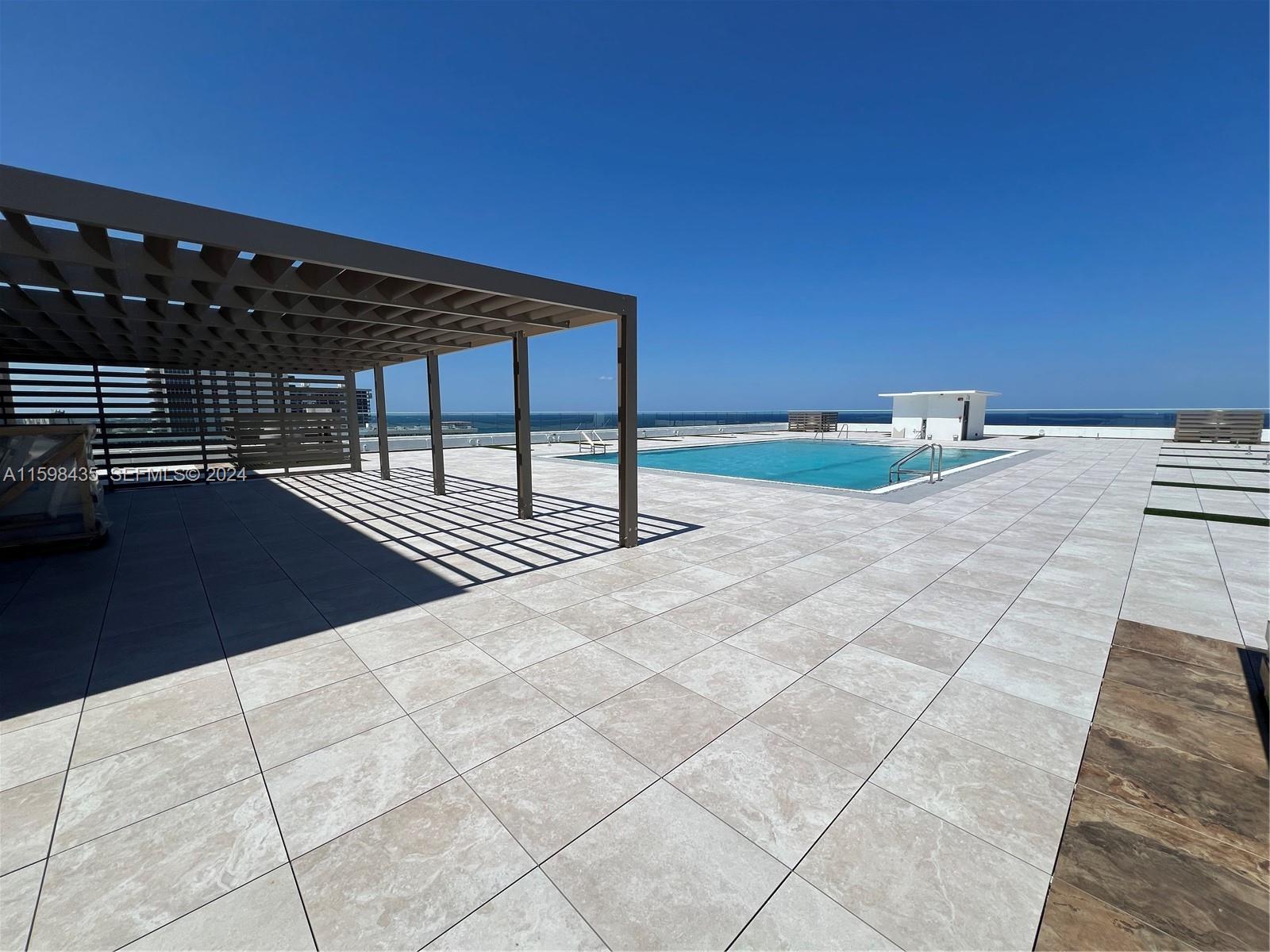 4020 Galt Ocean Drive 206