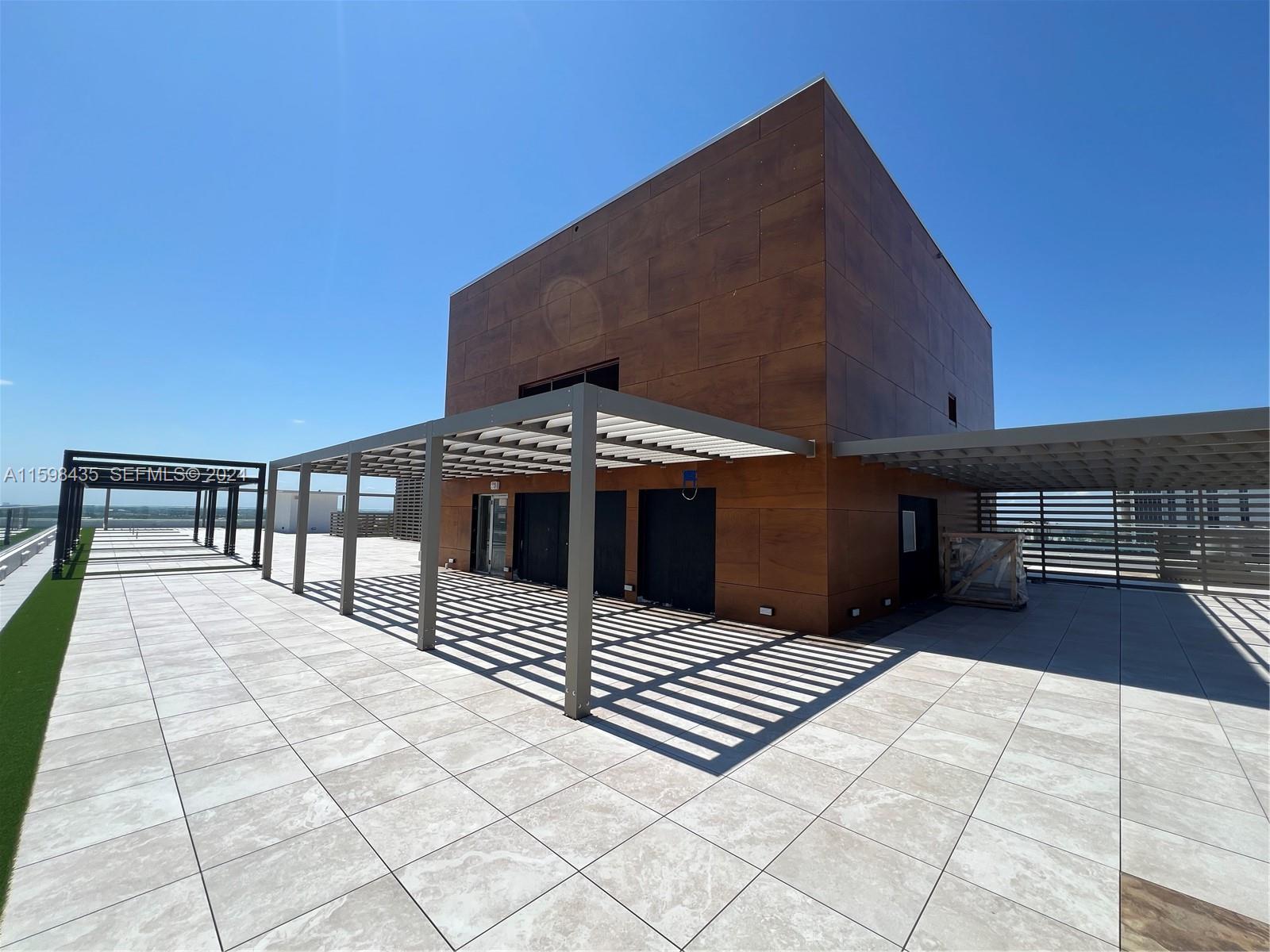 4020 Galt Ocean Drive 206